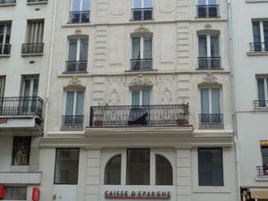 Très Bel Appartement Lumineux 2P Rue Saint Lazare