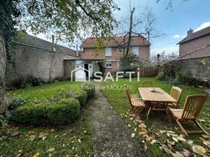 Pont de Metz  maison familiale spacieuse avec beau potentiel 4 chambres  possibilité 5  gr