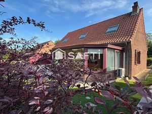 A WAVRANS un bien d'exception ...on pose les meubles !