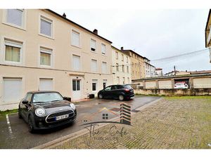 Plateaux en comble à aménager de 195m2 au sol soit 130m2