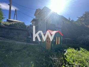 VENTE d'une maison de 4 pièces (90 m²) à SAINT ETIENNE