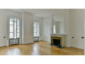 BUREAUX A LOUER - PARIS 75008 - HAUSSMANN - SAINT-AUGUSTIN