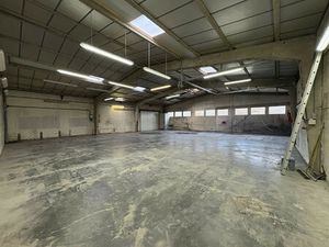 Commercieel te huur in Rollegem-Kapelle