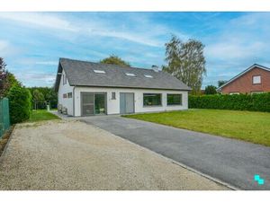 Huis te huur in Izegem met 4 slaapkamers