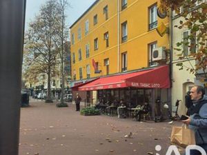 Prestigieux immeuble de rapport en vente à Sèvres  France