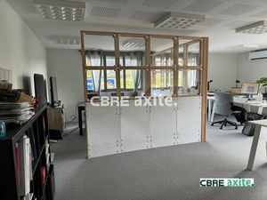 Location Local Professionnel 57m² BARBERAZ 73000