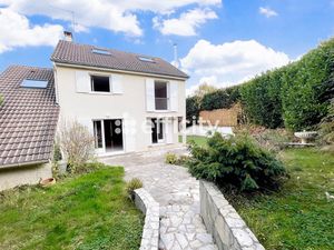 Maison 7 pièces - 140 m²