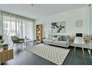 Location Appartement 1 pièce 38m² CHAMALIERES 63400