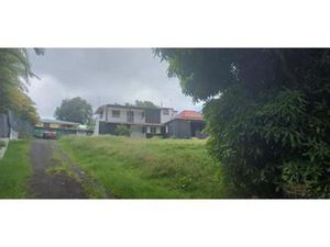 TERRAIN - VILLA COMPOSEE DE 3 LOGEMENTS - IDEAL LOCATION SAI  Guadeloupe