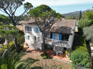 Belle Villa Avec Vue Degagee