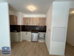 Appartement à louer 3 pièces 56.77 m² - Istres (13) - 828€