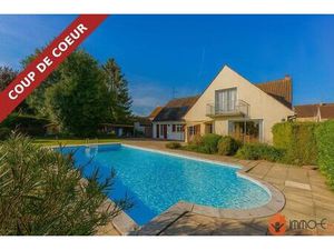 Maison de 8 pièces de luxe en vente à La Houssaye-en-Brie  Île-de-France