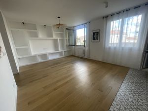 Marseille 7éme Colline Notre Dame de la Garde  très beau typ