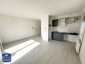Appartement à louer 3 pièces 60.71 m² - Louvroil (59) - 675€