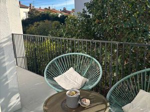 Rare à la lunette T3 traversant rénové avec jardin privatif de 58m2+ balcon + grand garage