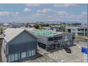 112 m² idéalement situé avec Parking à Jarry