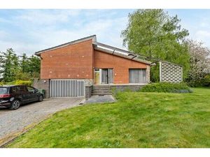 BUNGALOW MET POTENTIEEL OP TOPLOCATIE 23a97ca