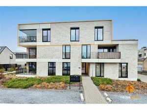 Luxueus 3-slaapkamerappartement met zéér ruim terras  gelegen op de 2e verdieping.