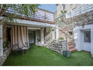 Maison de ville + 2 studios indépendants