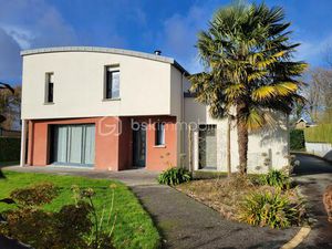 Maison contemporaine de 176 m² à Loudeac