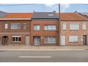 Zeer ruime en instapklare woning van 181 m²  4 slpk's en zeer leuke  zonnige tuin met prac