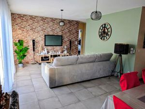 Maison de 88 m² à Peret