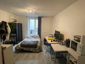 Proche parc mistral studio neuf 20m2 dans une petite COPRO SECURISÉE FERMÉE LUMINEUX