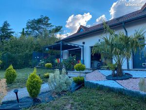 Maison T4 avec terrasse  jardin 300 m² et carport – Thoiry (Pays de Gex  proche Genève)