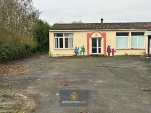 Location Local industriel à Les Velluire-sur-Vendée