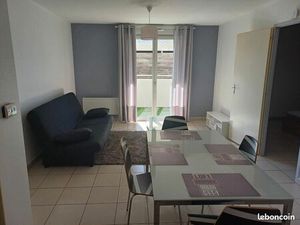 F2 thonon proche centre avec balcon et parking