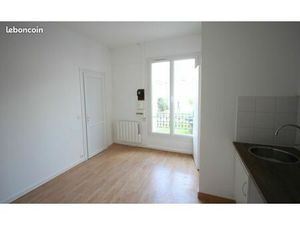 Studio 16m2 refait à neuf en 2017