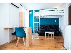 Location studio avec parking et climatisation