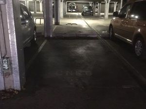 Place de parking sécurisée – Centre-ville de Chambéry