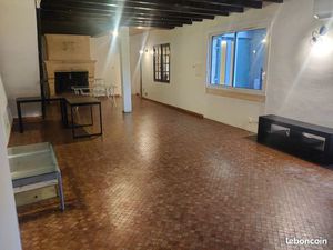 Maison mitoyenne a louer 3 chambres