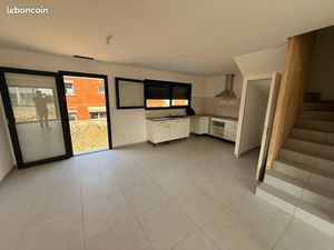 Location villa F4 terrain et garage