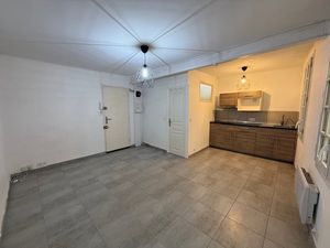 Location Appartement 1 pièce 23m² TOULON 83000