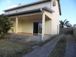 Location Maison 4 pièces 90m² ST ANDRE 97440