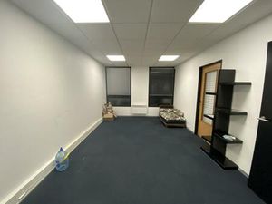 Location Bureau Pace 35740