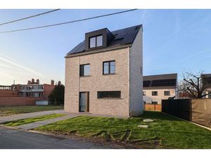 Rustig gelegen nieuwbouwwoning met 4 slaapkamers