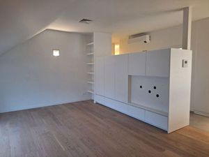 Modern en energiezuinig 2-slaapkamerappartement met carport en ruim terras (geen gemeensch