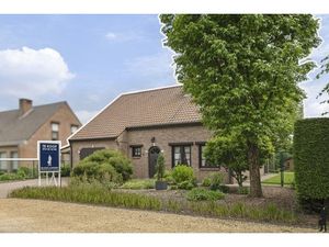 Huis te koop in Mol met 4 slaapkamers