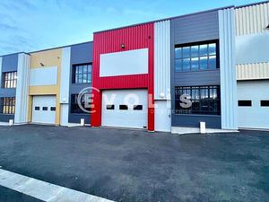 A LOUER - Locaux d'activités - ORMOY (91)