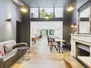 Surface commerciale à vendre à Uccle (VBD61851)