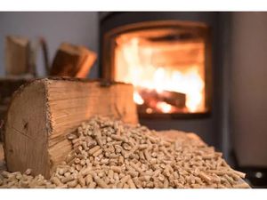 A VENDRE ENTREPRISE DE VENTE ET POSE CHEMINEES ET POELES