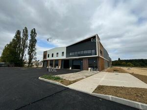 À vendre - Locaux neuf 495 m²