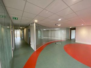 Local d'activité à vendre ou à loeur à RIS ORANGIS (91)