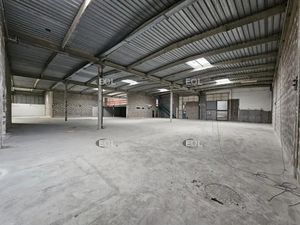 A LOUER - Local d'activité de 1 365 m² à Ivry sur Seine (94)