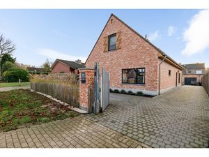 Huis te koop in Wuustwezel met 4 slaapkamers
