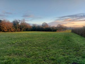 Achat Terrain 1 372m² LUCHE PRINGE 72800