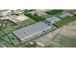A louer disponible immédiatement 12 000 m² extensibles